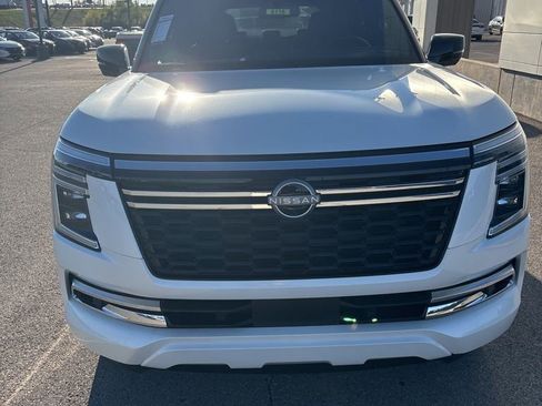 New 2025 Nissan Armada SL w/ Captain's Chari Seat Package AWD/4WD image 7
