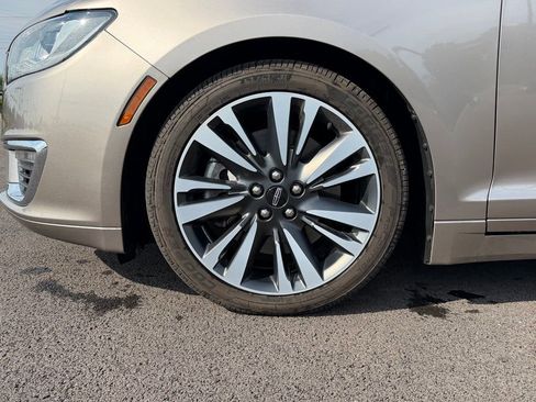 Used 2018 Lincoln MKZ Reserve w/ Climate Package FWD image 16