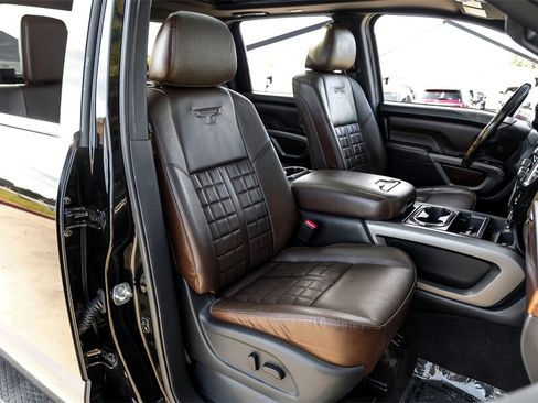 Used 2020 Nissan Titan Platinum Reserve w/ Moonroof Package image 37