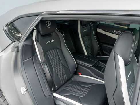 Used 2023 Lamborghini Urus S AWD/4WD image 54