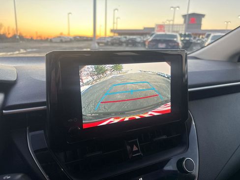 Used 2023 Toyota Corolla LE image 24