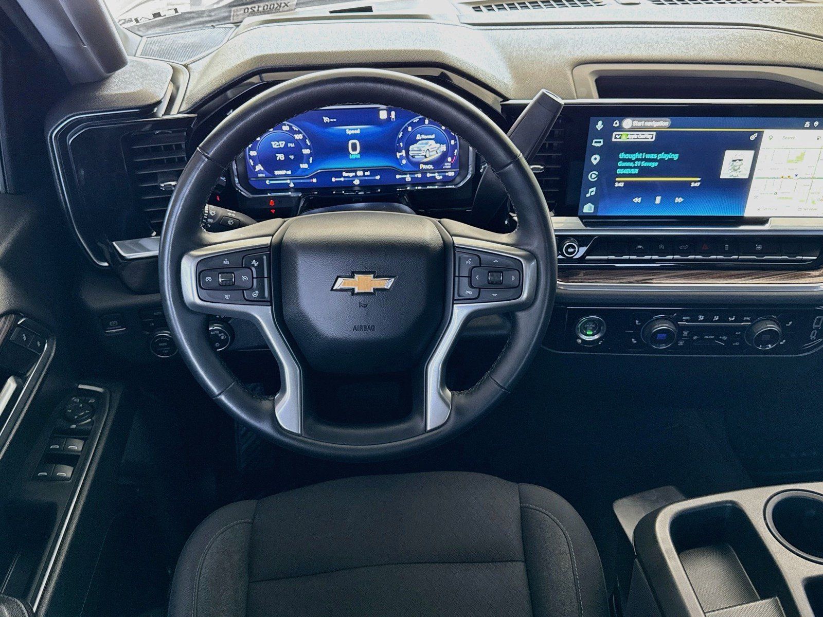 Used 2023 Chevrolet Silverado 1500 LT AWD/4WD image 14
