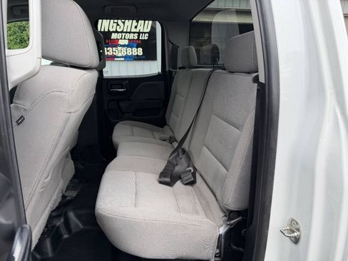 Used 2019 Chevrolet Silverado 1500 W/T w/ WT Convenience Package AWD/4WD image 9