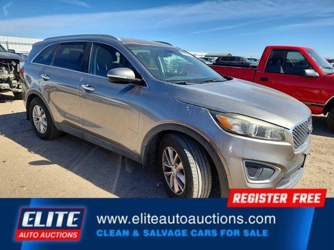 Used 2016 Kia Sorento AWD w/ LX Convenience Package image 7