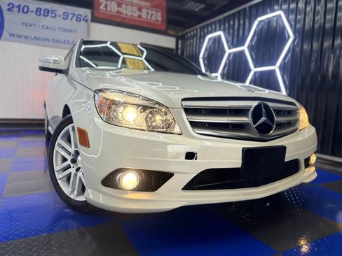 Used 2009 Mercedes-Benz C 300 Sedan image 5