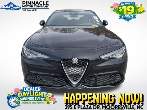 Used 2023 Alfa Romeo Giulia Ti image 2