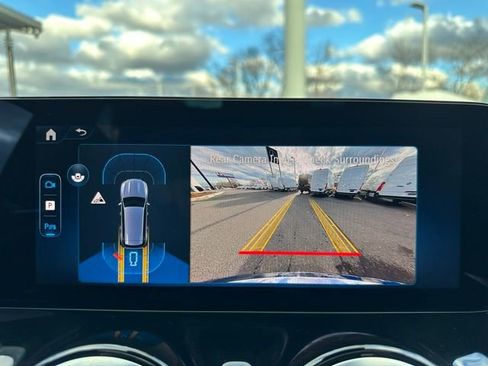 Used 2026 Mercedes-Benz GLB 250 4MATIC image 22