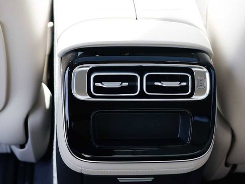 New 2026 Mercedes-Benz S 580 4MATIC Sedan image 17