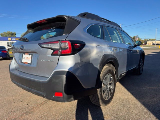 Used 2023 Subaru Outback AWD/4WD image 7