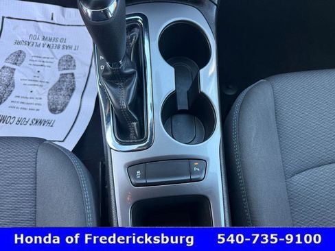 Used 2017 Chevrolet Cruze LT w/ Convenience Package image 32