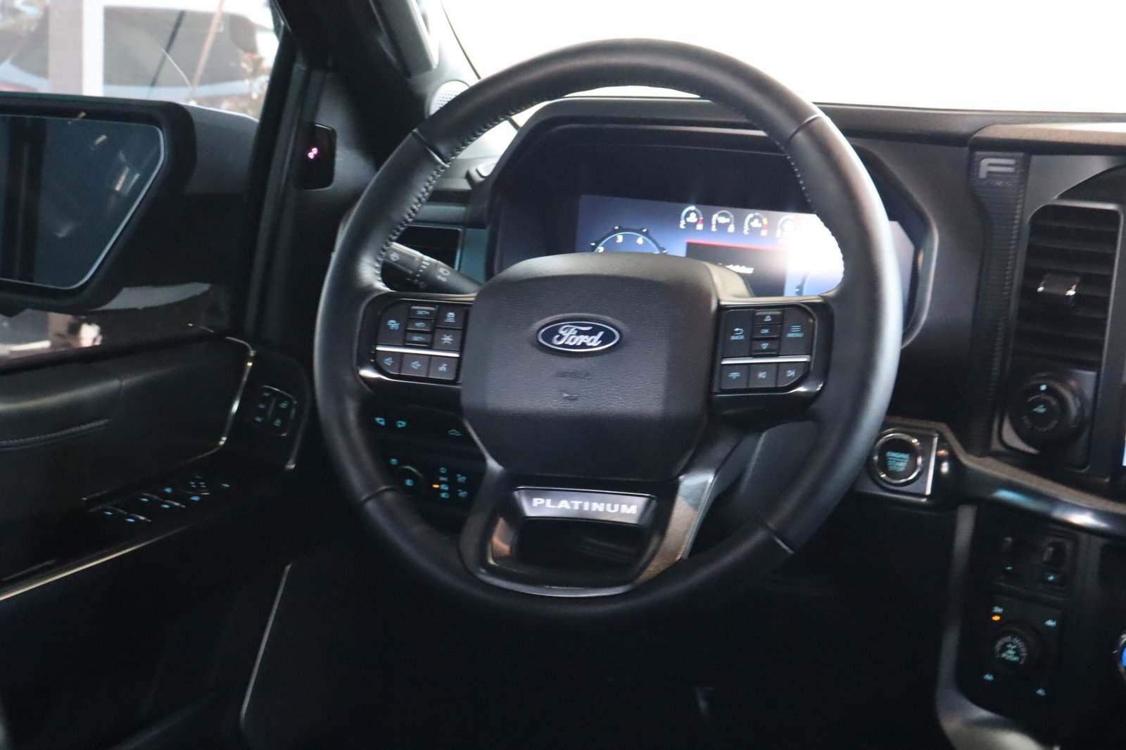 Used 2024 Ford F150 Platinum w/ Equipment Group 702A High AWD/4WD image 30