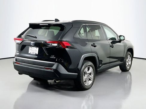 Used 2024 Toyota RAV4 LE AWD/4WD image 5