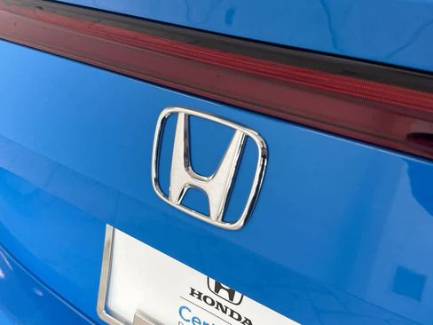 Certified 2025 Honda Civic Sport Touring image 9