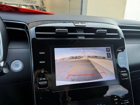 Certified 2024 Hyundai Tucson SEL FWD image 17