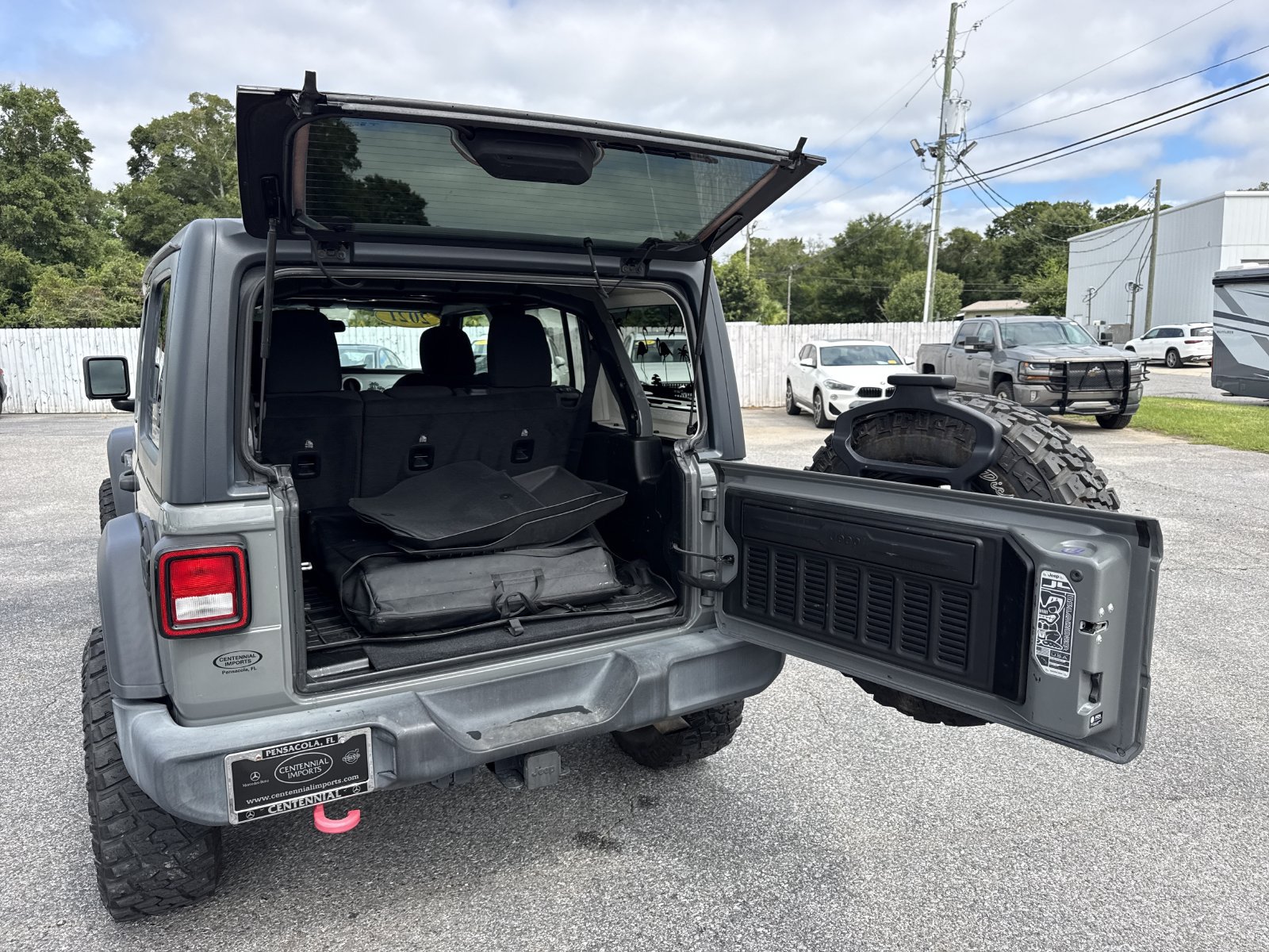 Used 2021 Jeep Wrangler Unlimited Sport AWD/4WD image 32