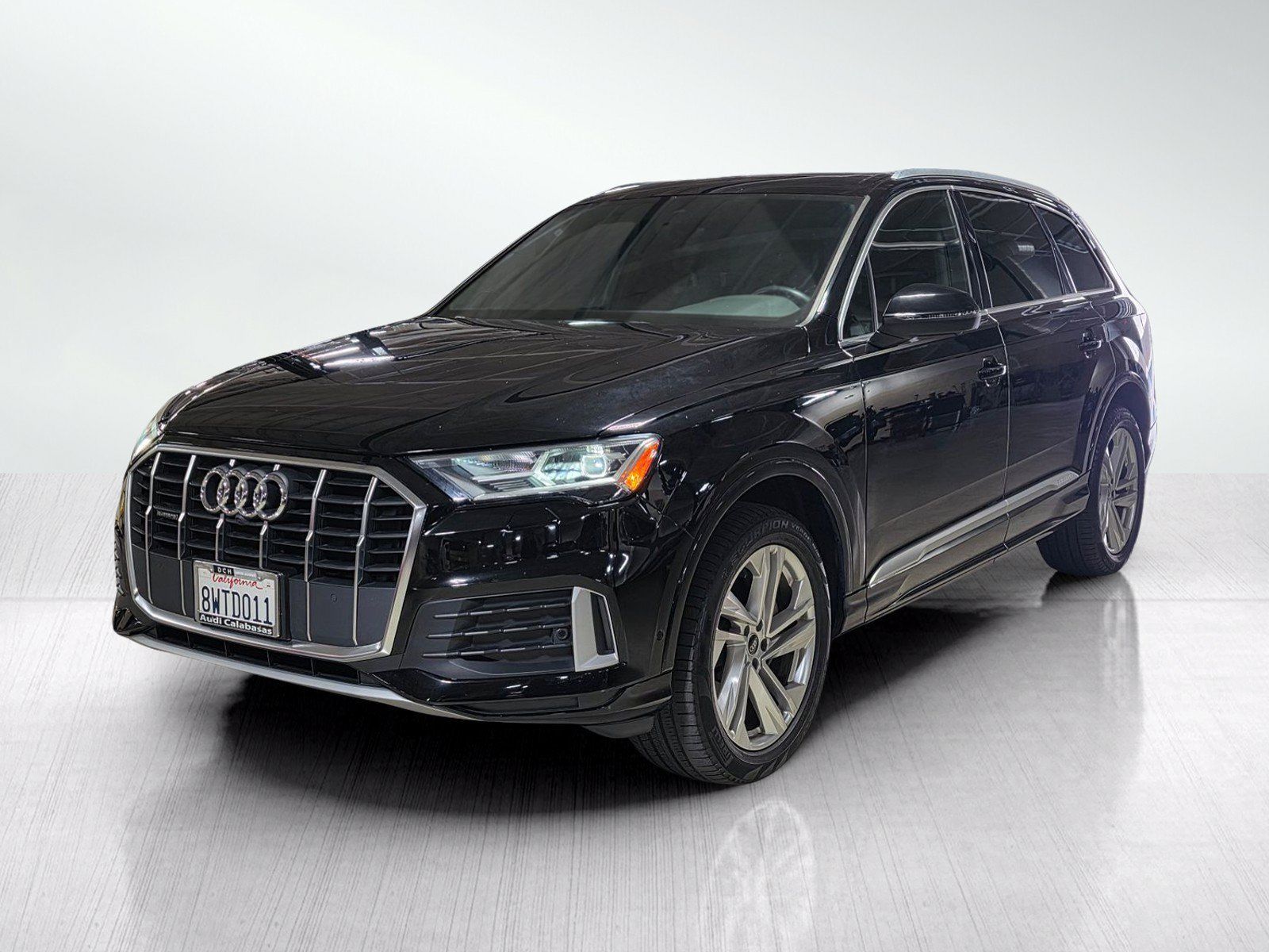 Used 2021 Audi Q7 2.0T Premium Plus w/ Premium Plus Package AWD/4WD image 3
