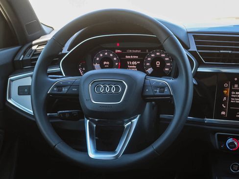 Used 2025 Audi Q3 2.0T Premium w/ Convenience Package AWD/4WD image 20