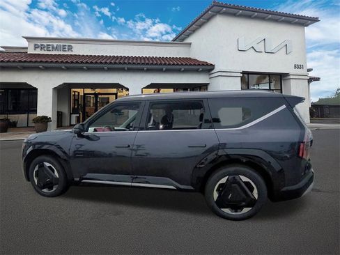 New 2026 Kia EV9 Land image 5
