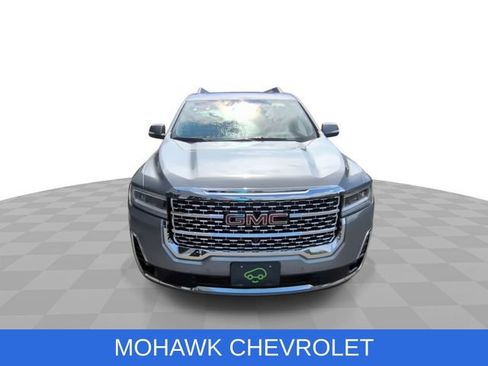 Used 2023 GMC Acadia Denali w/ Denali Ultimate Package AWD/4WD image 3