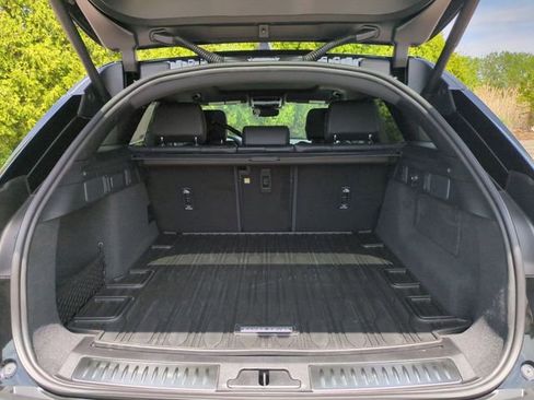 New 2026 Land Rover Range Rover Velar Belgravia AWD/4WD image 16