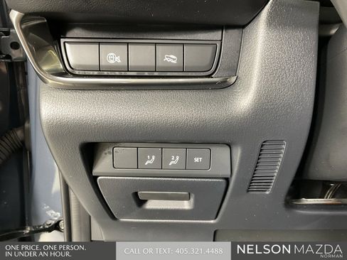 Used 2024 MAZDA CX-30 AWD 2.5 S w/ Preferred Package image 41