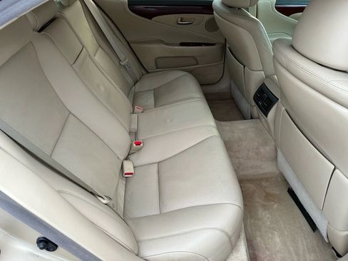 Used 2007 Lexus LS 460 LS 460 Sedan 4D image 13