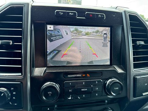 Used 2018 Ford F150 XLT w/ Equipment Group 302A Luxury image 21