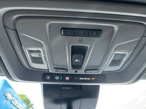 Used 2025 Chevrolet Silverado 1500 RST w/ Convenience Package II AWD/4WD image 21