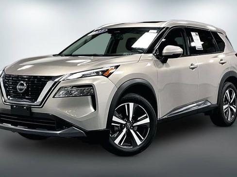 Used 2023 Nissan Rogue SL AWD/4WD image 3