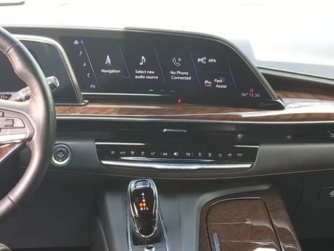 Used 2022 Cadillac Escalade ESV Sport Platinum AWD/4WD image 30