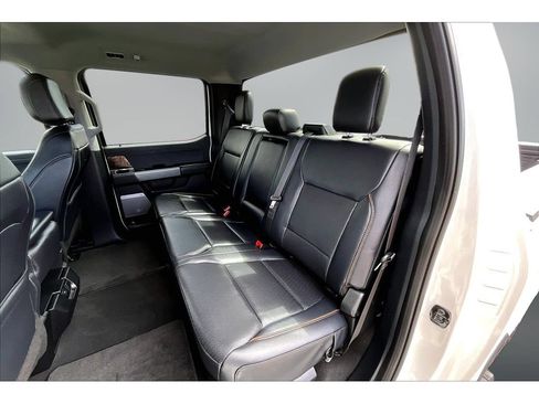 Used 2026 Ford F250 Lariat w/ Tremor Off-Road Package AWD/4WD image 19