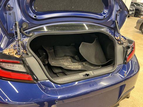 Used 2022 Toyota GR86 image 21