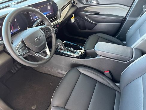 New 2026 Chevrolet Trax ACTIV w/ Driver Confidence Package FWD image 9