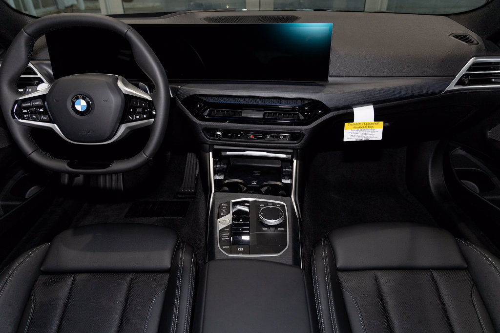 Used 2026 BMW 430i xDrive Coupe w/ Premium Package AWD/4WD image 2