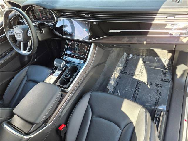 Used 2023 Audi Q8 Prestige w/ Prestige Package AWD/4WD image 20