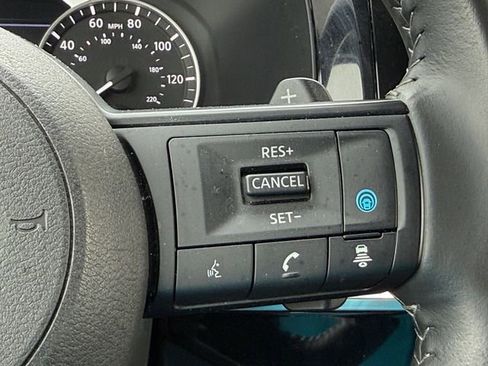 Certified 2025 Nissan Pathfinder SV AWD/4WD image 26