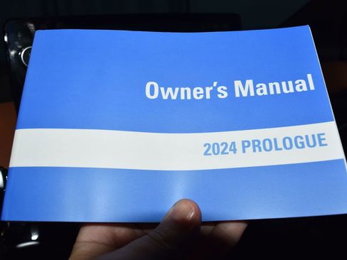 Used 2024 Honda Prologue Elite image 11