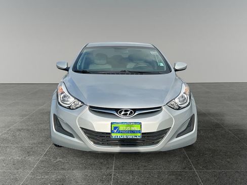 Used 2014 Hyundai Elantra SE image 2