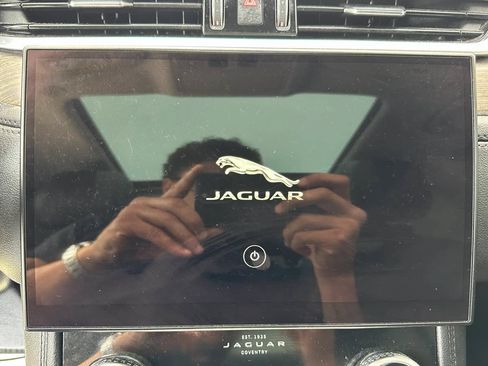 Used 2021 Jaguar F-PACE S AWD/4WD image 18