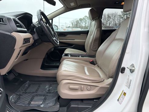 Used 2020 Honda Odyssey Touring image 14