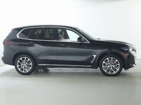 Used 2026 BMW X5 xDrive40i w/ Climate Comfort Package AWD/4WD image 11