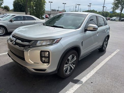 Used 2021 Mitsubishi Outlander Sport SE AWD/4WD image 2