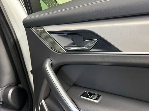 Used 2025 Jaguar F-PACE R-Dynamic S image 30