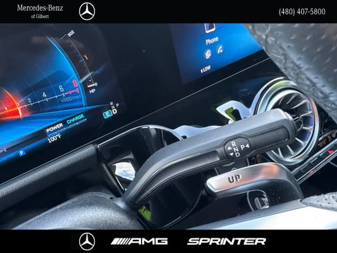 Used 2024 Mercedes-Benz GLA 35 AMG 4MATIC image 32