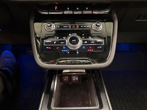 Used 2021 Lincoln Corsair Reserve w/ Equipment Group 201A AWD/4WD image 28