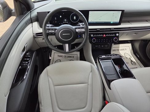 Certified 2026 Hyundai Tucson Limited FWD image 10