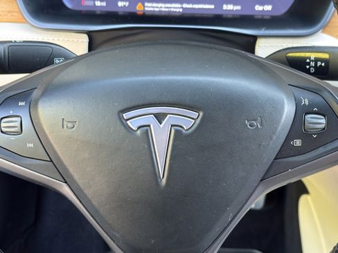 Used 2021 Tesla Model S Long Range Plus AWD/4WD image 17