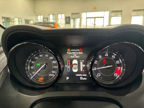 Used 2014 Jaguar F-TYPE S image 59