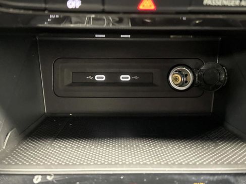 Used 2023 Volkswagen Atlas Cross Sport SEL image 24