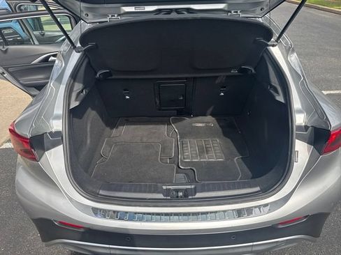 Used 2019 INFINITI QX30 AWD w/ Navigation Package image 28